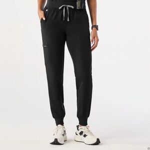 Figs Zimora Jogger Scrub Pants in Black